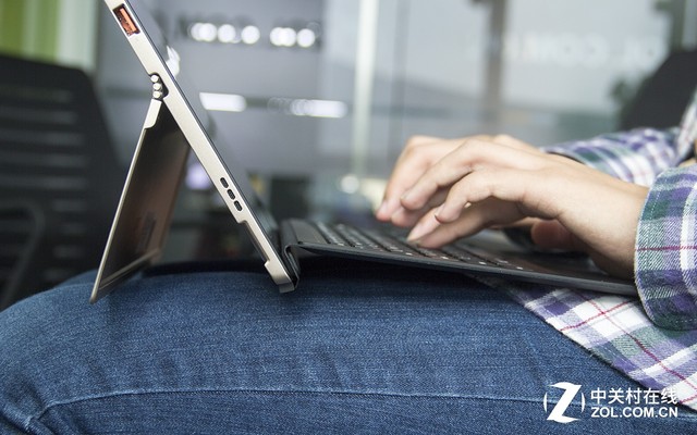 联想miix700和surfacepro4哪个好,联想miix4值得入手吗