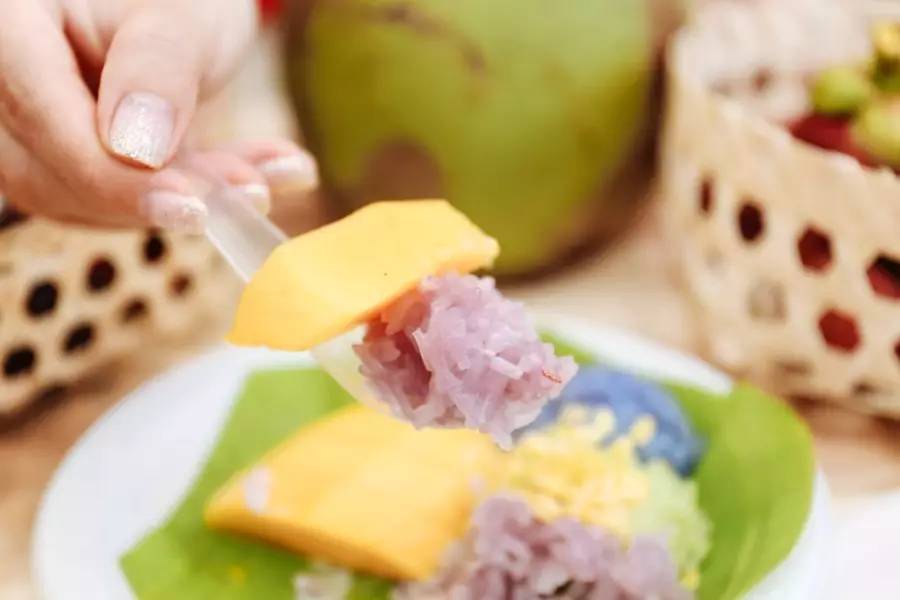 泰国吃榴莲自助餐视频,第一次吃泰国料理