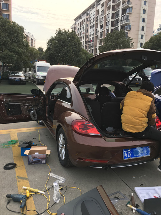 14年大众甲壳虫白色驾驶感受,新到17年大众甲壳虫