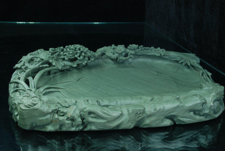 文房四宝笔墨纸砚的砚指的是什么,文房四宝指笔墨纸砚应该是砚吗