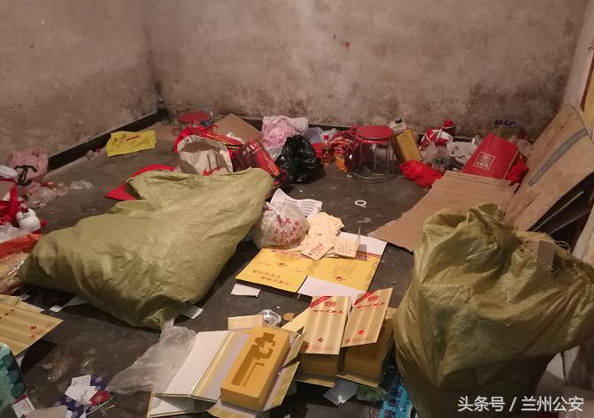 铁拳打李鬼,铁拳出击李鬼视频完整版