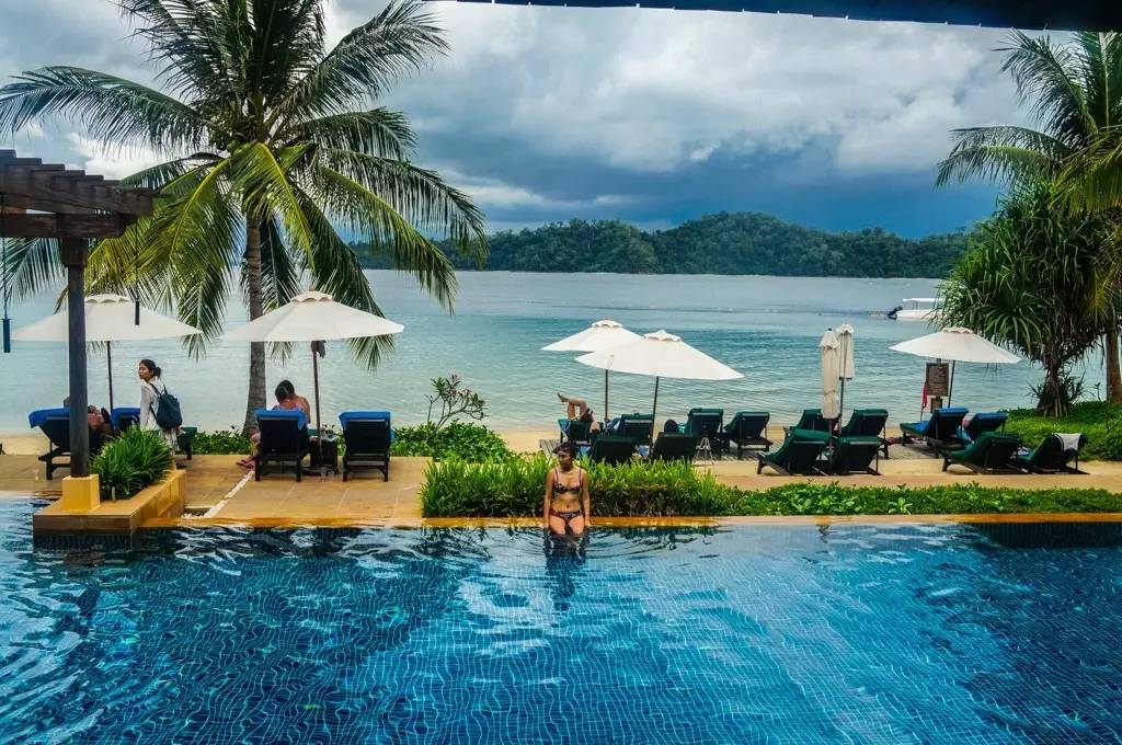 几月份去马来西亚沙巴旅游好,到马来西亚旅居一个月要花多少钱