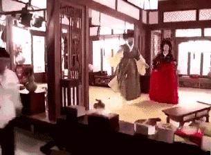 媳妇儿说今晚下面给我吃，做到一半做不下去了