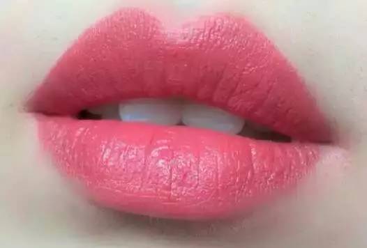 迪奥口红哪个色号适合夏天,夏天用哪种颜色的口红好