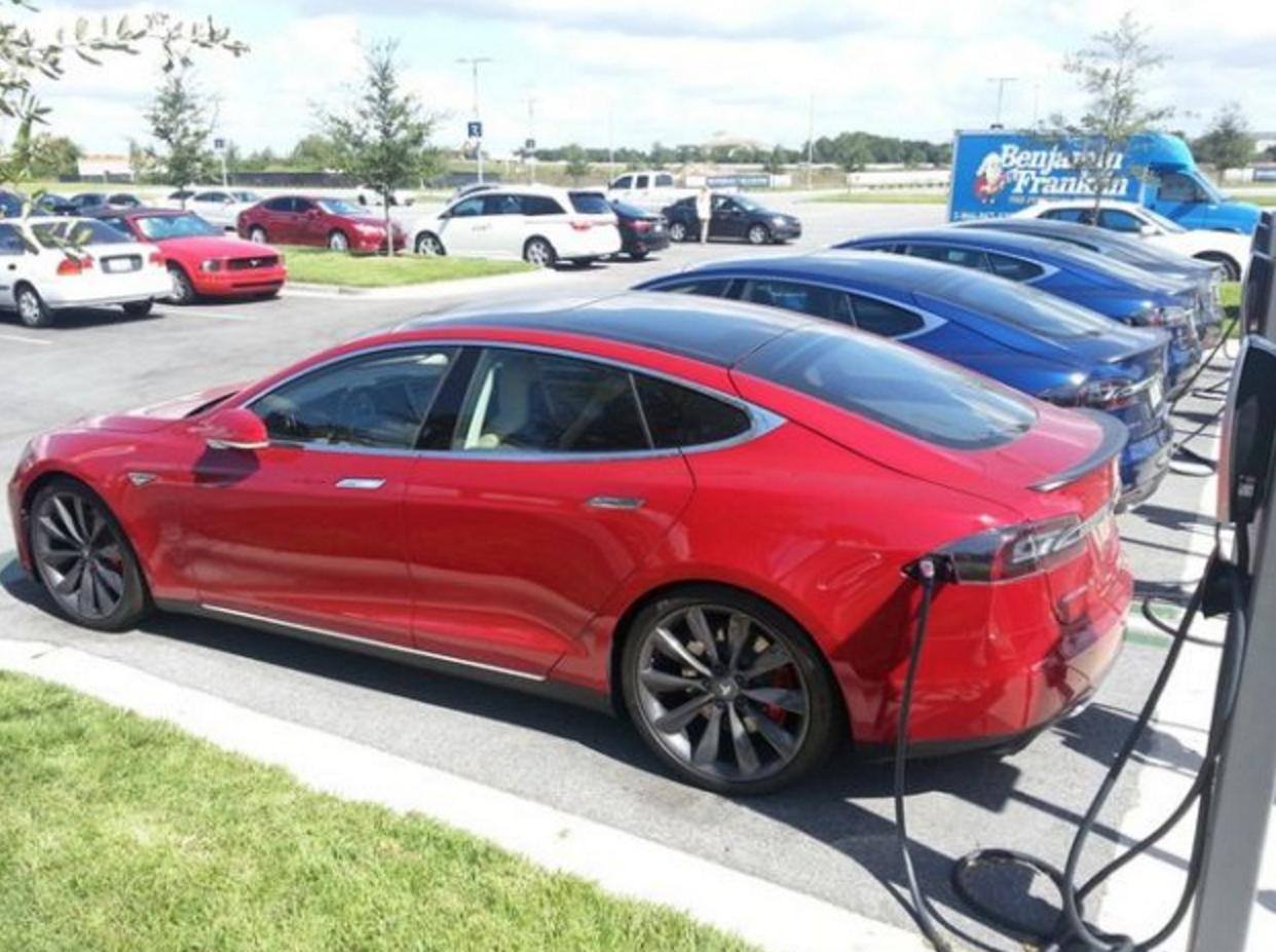 特斯拉的爆款即将到来，立贴明天这个时候看看model3实现没