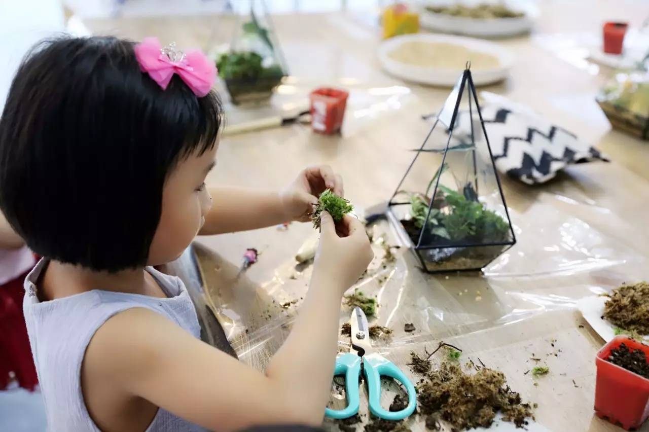 放假了，孩子真的没人带