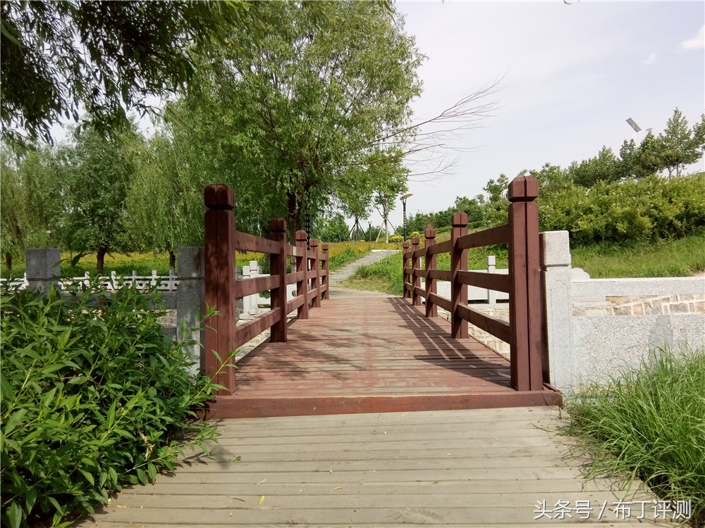 裸眼真能体验震动出屏？这款裸眼3D手机告诉你答案！