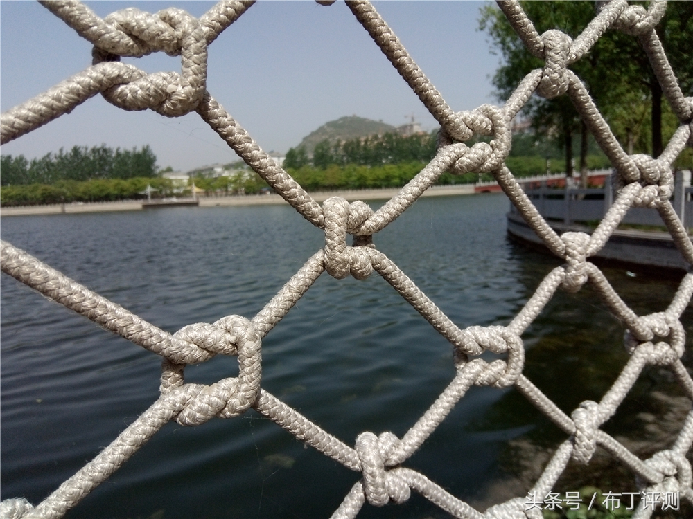 裸眼真能体验震动出屏？这款裸眼3D手机告诉你答案！