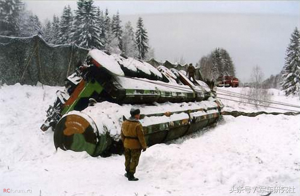 百吨级洲际导弹,洲际导弹车最新视频