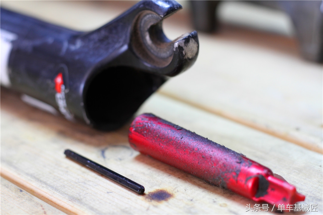 再见Marzocchi马祖奇——某年莫月末日某型号的气叉保养