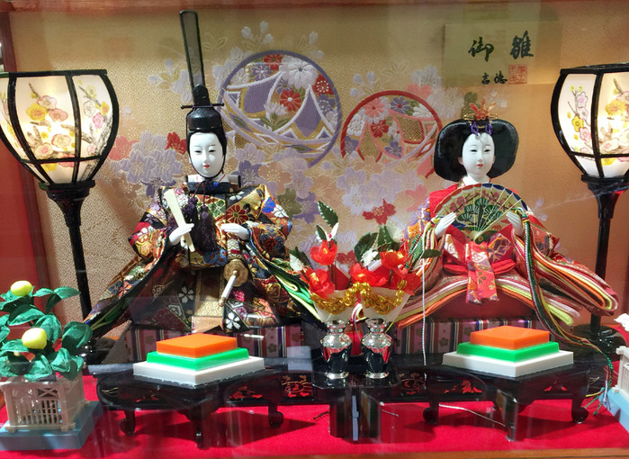 日本的冬天依旧色彩绚烂,冬季日本的冰雪阳光