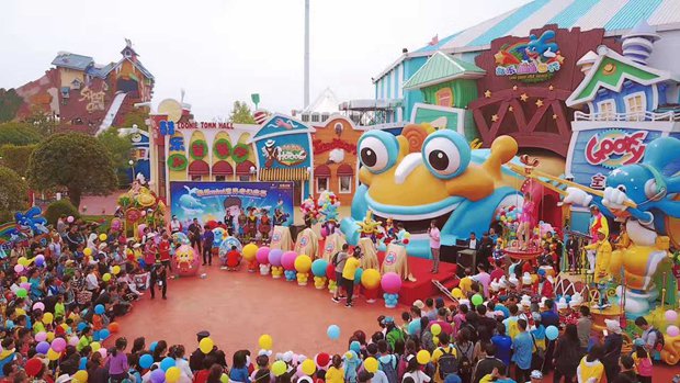 两节相遇，36万人畅玩新区