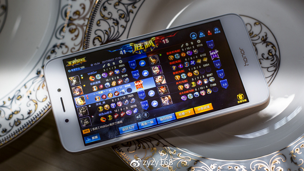 荣耀畅玩716g多少钱,1099元荣耀畅玩30plus