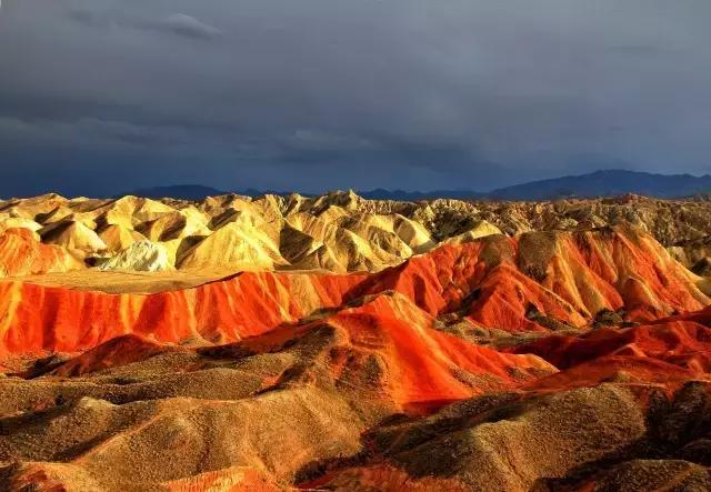 新疆南北疆大环线风景旅游专列,北京去新疆沿途风景