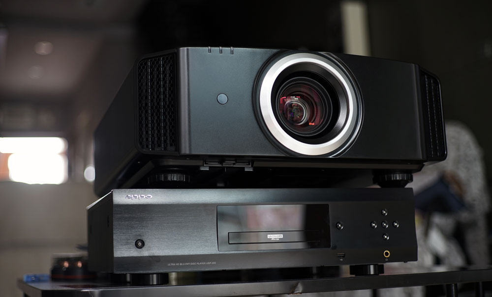 七万级4k HDR家庭影院！OPPO205遇上JVC6900