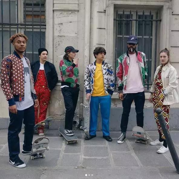 想学滑板应该从什么学起,想学滑板用多大的滑板