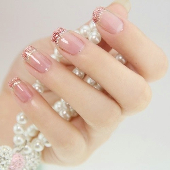 2021年夏季最流行的法式美甲,手黑适合什么颜色美甲纯色夏季