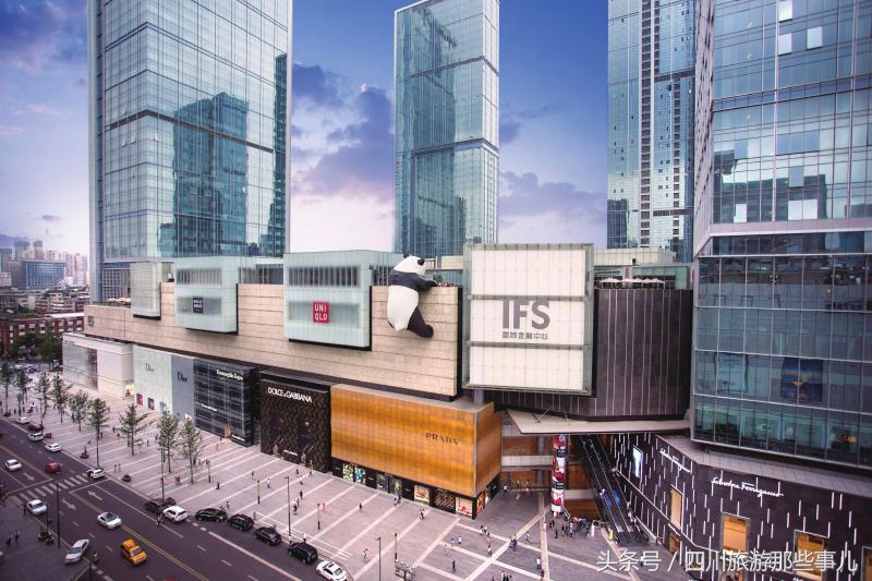 和领事、CEO做邻居，揭秘这家成都最贵的服务式公寓