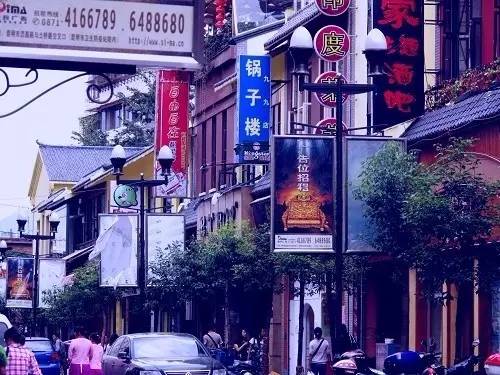 潮玩美食打卡点,潮玩要不断超越消费者的心智