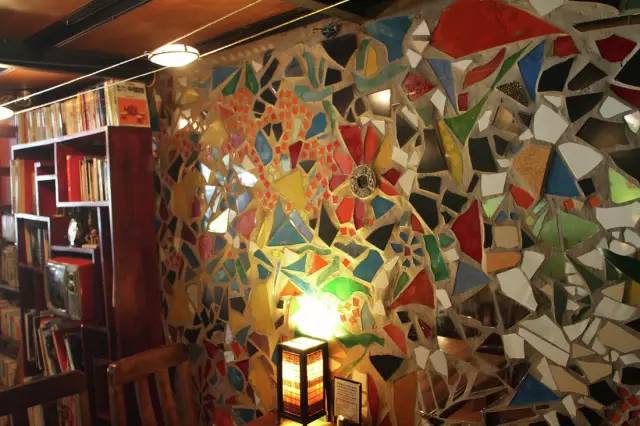 潮玩美食打卡点,潮玩要不断超越消费者的心智