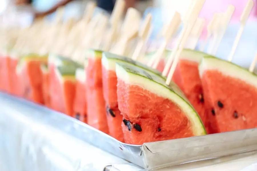 泰国吃榴莲自助餐视频,第一次吃泰国料理