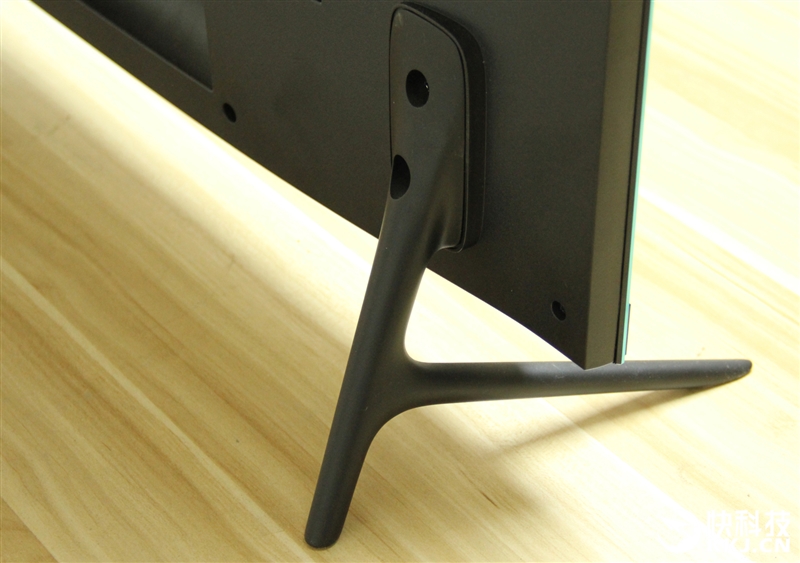 小米电视455英寸评测：4K+4.9mm极致超薄