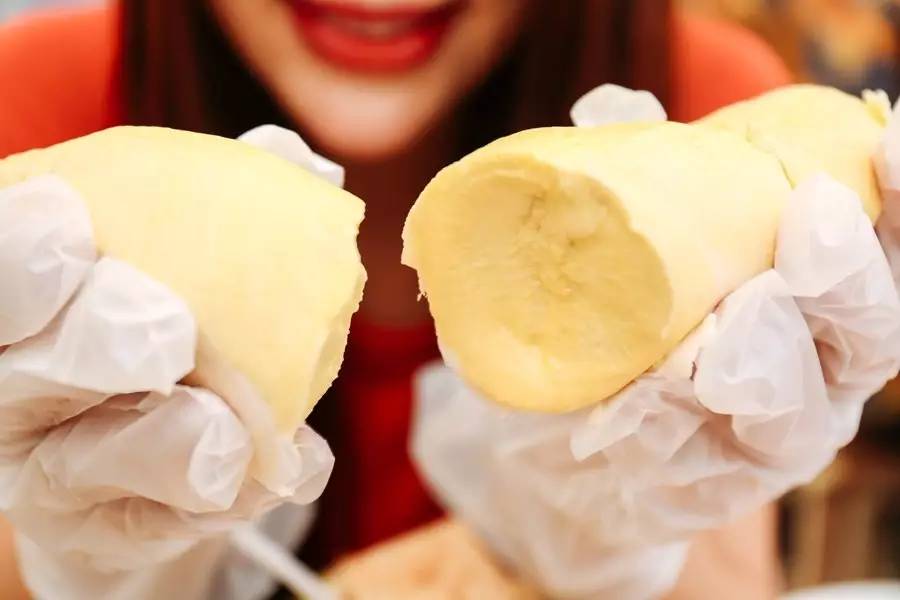 泰国吃榴莲自助餐视频,第一次吃泰国料理