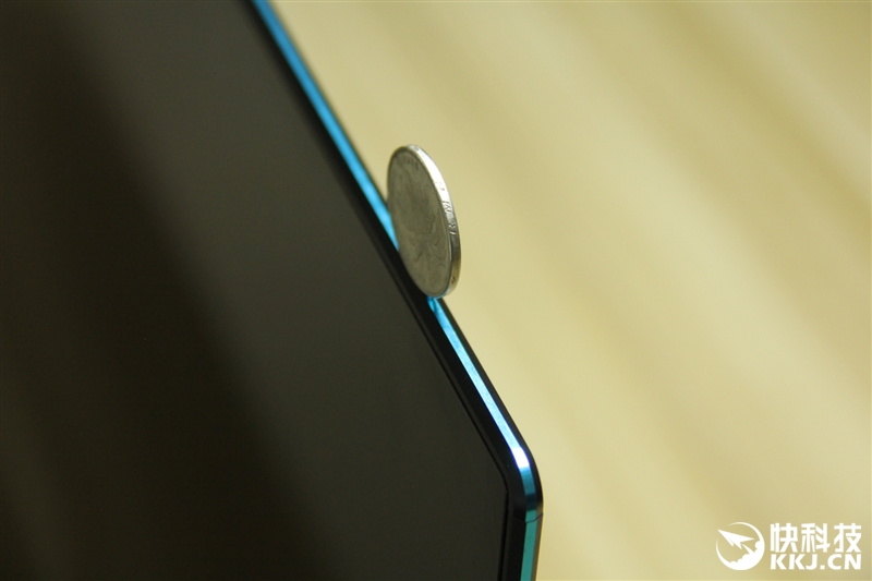 小米电视455英寸评测：4K+4.9mm极致超薄