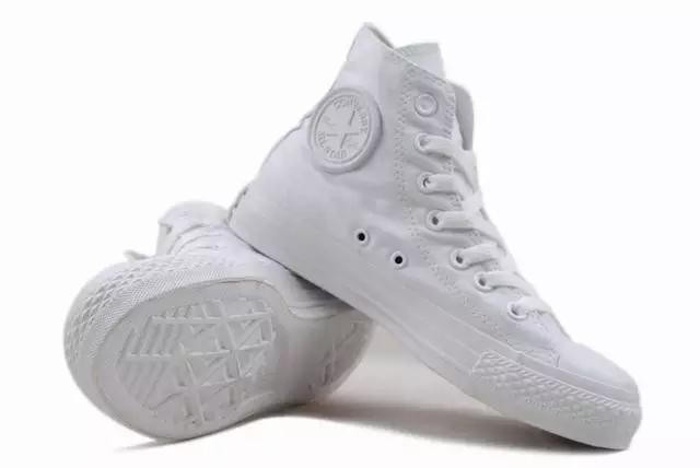 穿行种草机|你不得不拥有的白鞋清单