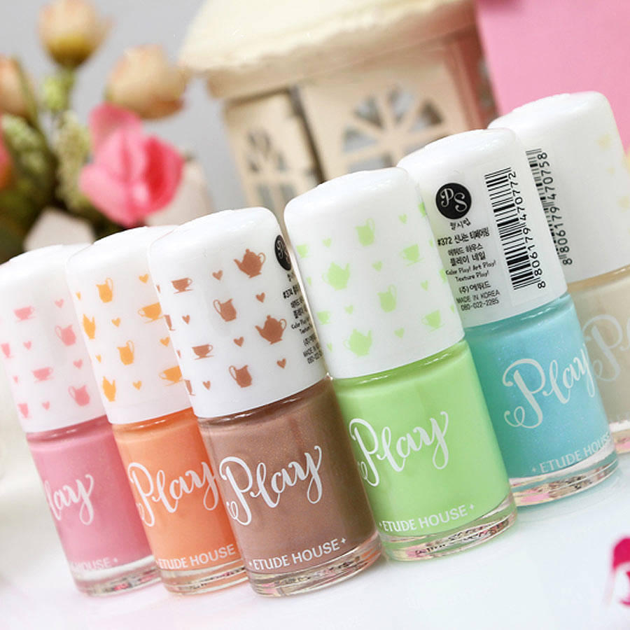 桃花滚滚来｜万事俱备，只欠美甲