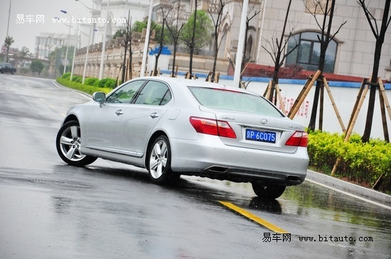 老车雷克萨斯is300,海阔试车雷克萨斯ls460l