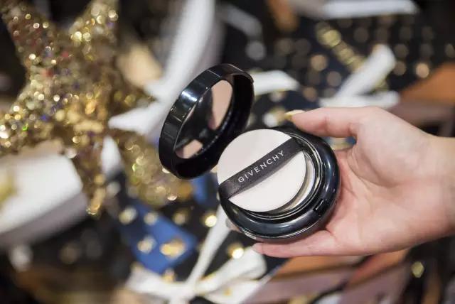 比较水润轻薄的气垫bb,2017气垫BB好用排行榜