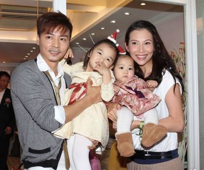 甄子丹儿子跆拳道红带，张晋被女儿“甜蜜家暴”，功夫二代太厉害