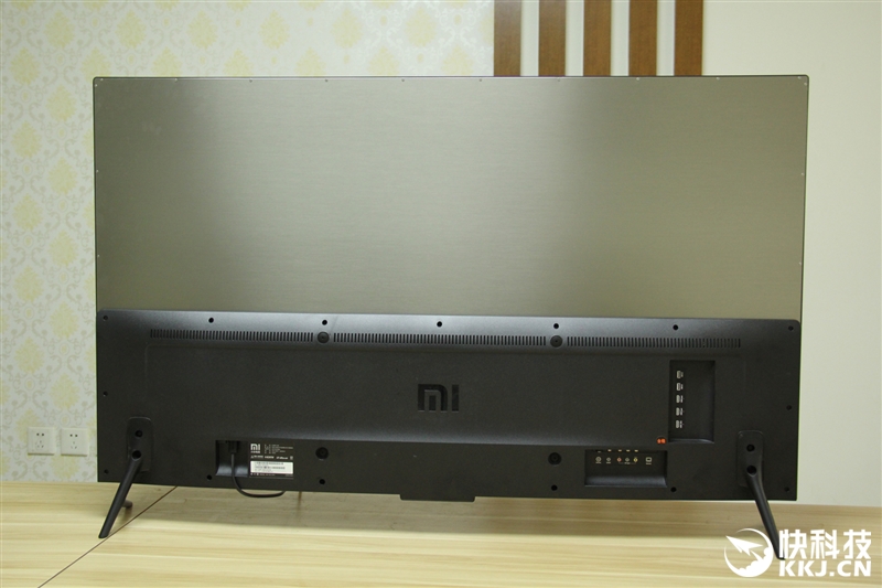 小米电视455英寸评测：4K+4.9mm极致超薄