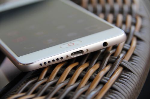 努比亚可弯柔性屏手机评测,努比亚后置双摄手机