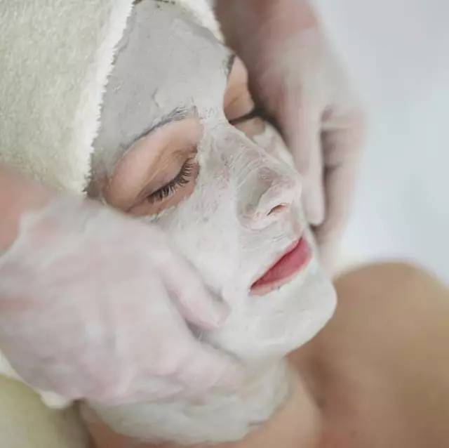 旅行化妆包的必备好物,适合旅行用的化妆包