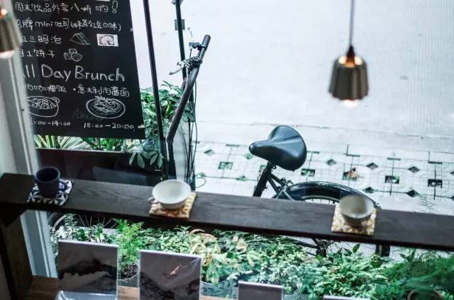 吃饭这么私人的事,吃饭是很私人的事