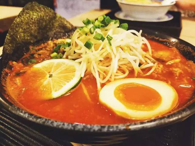 吃饭这么私人的事,吃饭是很私人的事