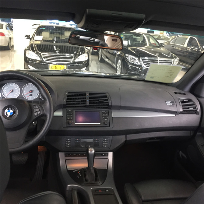 11万钱x5能买吗,10款宝马x5和11款宝马x5区别