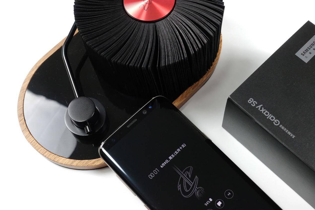 三星S8体验：不是简单的“机皇”，而是全能领袖！