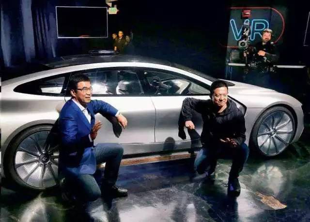 十分快讯｜土豪金单车现街头，贾跃亭写高考作文