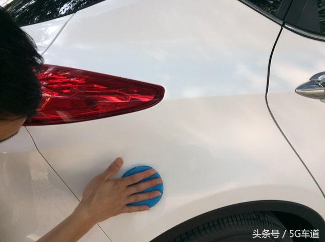 汽车店打蜡对比自己打蜡,自己动手给爱车打蜡正确方法