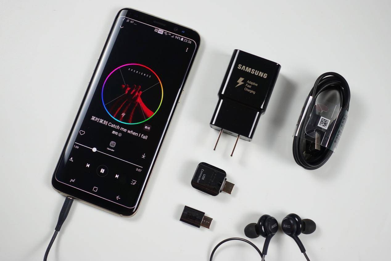 三星S8体验：不是简单的“机皇”，而是全能领袖！