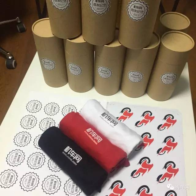 杞﹀弸椋庨噰渚濇棫鍥剧墖,杞﹀弸涓汉椋庨噰闆嗛敠