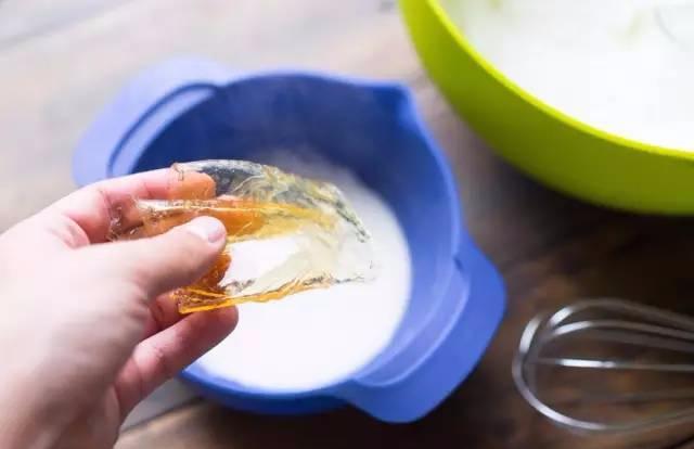 芒果慕斯蛋糕不用吉利丁和奶油,芒果慕斯蛋糕做法8寸用吉利丁粉