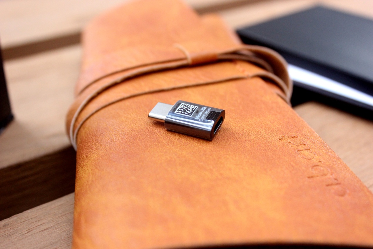 三星galaxys8+值得入手吗,三星galaxys8轻奢版开箱