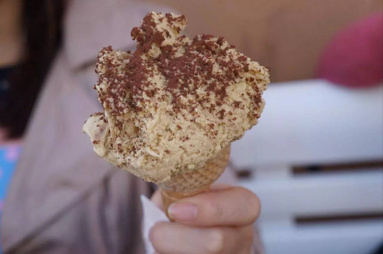 冰淇淋几点吃最不容易长胖,冰淇淋多少热量不长胖