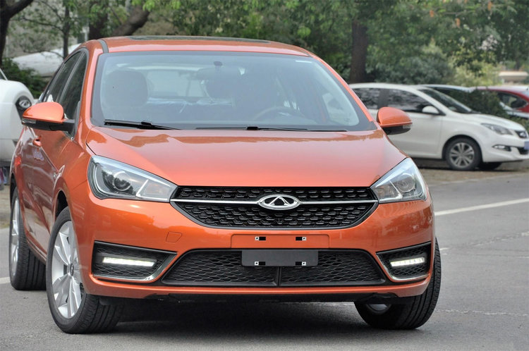 第四代帝豪和艾瑞泽5plus怎么选,自动挡帝豪和手动挡帝豪哪个耐用