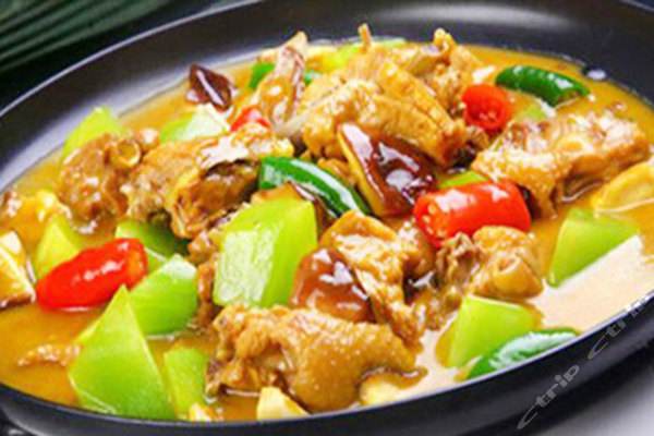 鸡米饭和鸡公煲哪个好,鸡公煲与黄焖鸡哪个名气大