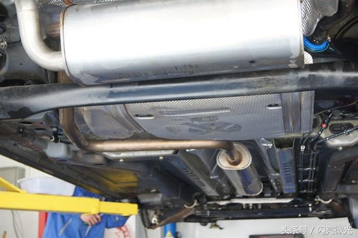 水性底盘装甲和树脂橡胶底盘装甲,底盘装甲和没有底盘装甲的区别